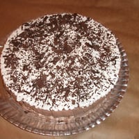 Bolo Preto e Branco Recheio Chocolate com Beijinho