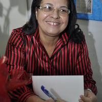 Escritora Leny Alves