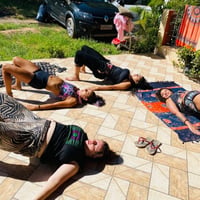 Ativando feminino no sol