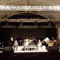 Grupo de seresta no palco do CPM