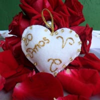 Coração para bodas ou casamento com as iniciais do casal