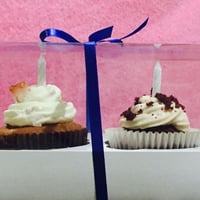 Cupcakes em embalagens presenteável.