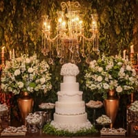 Decoração clássica / arranjos com flores brancas