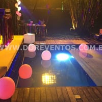 Locação de esferas de led para Piscina