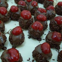 Brigadeiro trufado ao marasquino