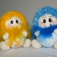 Boneca bolinha, 12 cm cor a sua escolha, R$ 10,0