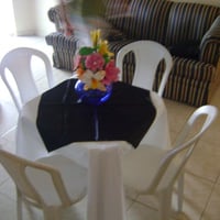 mesa com 4 lg