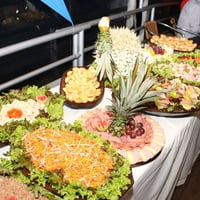 BUFFET DE MESA DE FRIOS