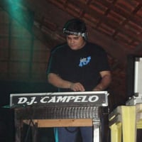 Tocando...