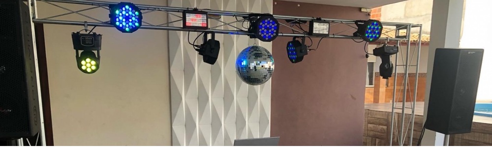 DJ Erilio som profissional e iluminação