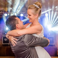Casamentos, Aniversários, 15 Anos, Formaturas, Som Iluminação, Dj em Jaraguá do Sul.