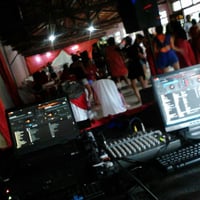 DJ,som,iluminação,telão,retrospectiva animada,sky paper(chuva de prata... (11) 98453-7650-WhatsApp