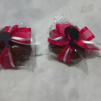 Pão de Mel com fitas e aplique da Barbie
