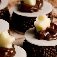 Brigadeiros de sabores com Hóstia