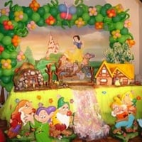 Decoração branca de neve