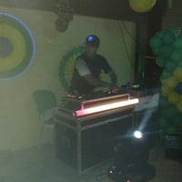 DJ