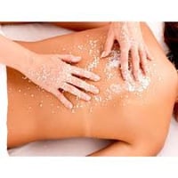 Esfoliação corporal,feita em todas as sessões de massagens e tratamentos (exceto pós operatório)