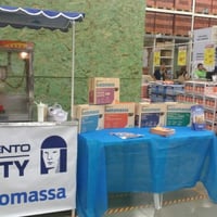 Barraquinha de Pipoca personalizada para marketing empresarial.