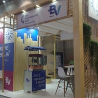 Barraquinhas personalizadas para Stand empresarial no Centro de Eventos do Ceará