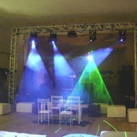 DJ (som e iluminação de pista)