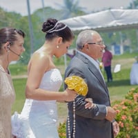Preparando a noiva para sua entrada
