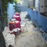 espaço 2: lateral e bar
