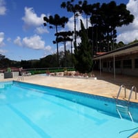 Piscina Salão Araucárias