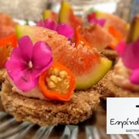 CANAPÉ DE FIGO