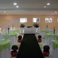 Entrada simples, porém elegante