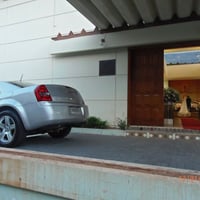 Casamento de Magda e Lucas - Conduzidos por um Chrysler 300C Prata