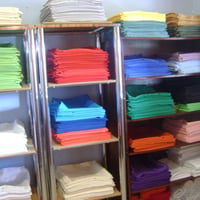 toalhas de diversas cores