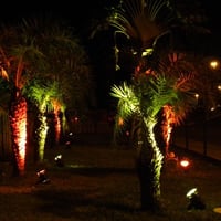 SEGILIGHT responsavel pela iluminação cênica do Café Hall - Paralela