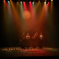 SEGILIGHT presente no espetaculo de teatro LOS CATEDRASTICOS.