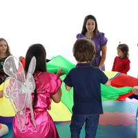 paraquedas cooperativo