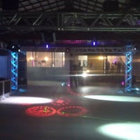 Grid e iluminação de discoteca