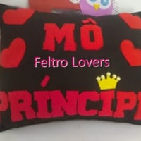 Almofada em Feltro.
Tam: 30cm
Personalizada em cores e tamanho conforme solicitação de cliente.
