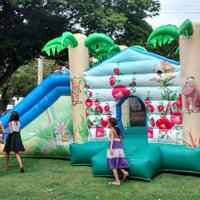 Selva Mágica inflável (7m x 4m)