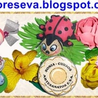 flores e fofucha de EVA
