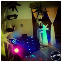 Estruturas em Torres - Iluminações , fumaça , pista xadrez e sonorização. Solicite um orçamento - (1