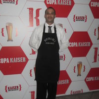 Garçom Copa Kaiser 2014.