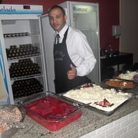 Buffet com Garçons Berohi.
