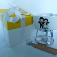 Kit Fondue com suporte. Capacidade de 450ml peça funcional e personalizada. Pedido minimo de 06 kits
