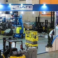 Projeto e montagem de stands construídos