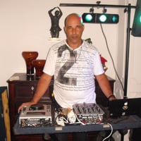 SONORIZAÇAO  ILUMINAÇAO DJ ADRIANO COELHO