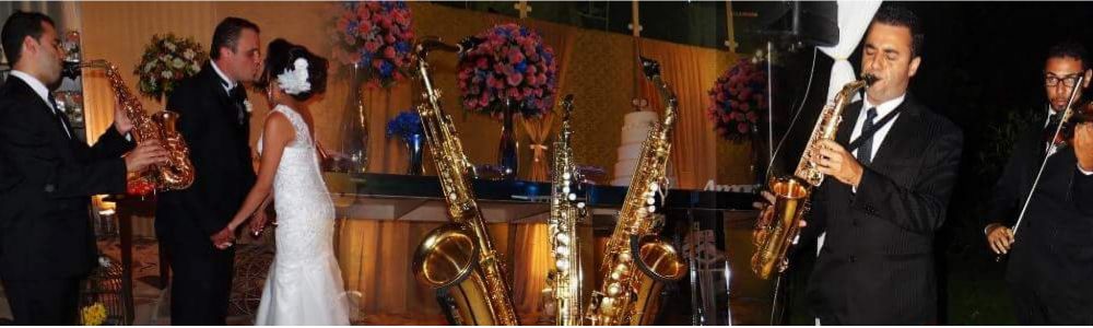 Hyndrews Saxofonista - Um Toque de Classe em seu Evento !