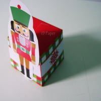 Caixa com mini panetone personalizada  10x8x8