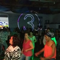 festa anos 70,80 e 90 na U.A.I.