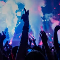 Cantores, Bandas, Gravações de Video-Clipes e Shows com Equipe de Profissionais que atuam na TV.