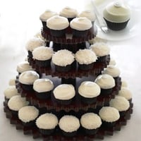 Torre de cupcake de baunilha