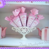 cone para guloseimas 14cm - 1,50 (vazio)